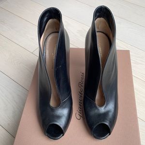 Gianvito Rossi Vamp Booties